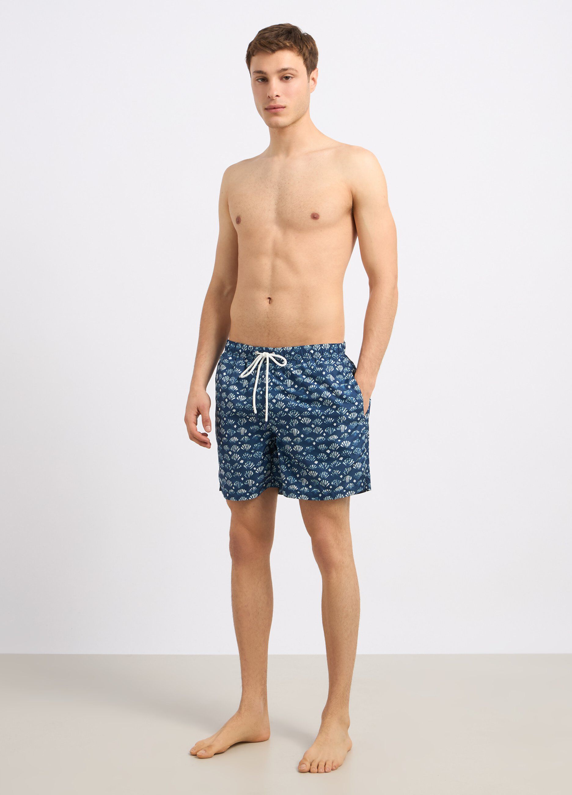 Costume shorts con stampa uomo_0