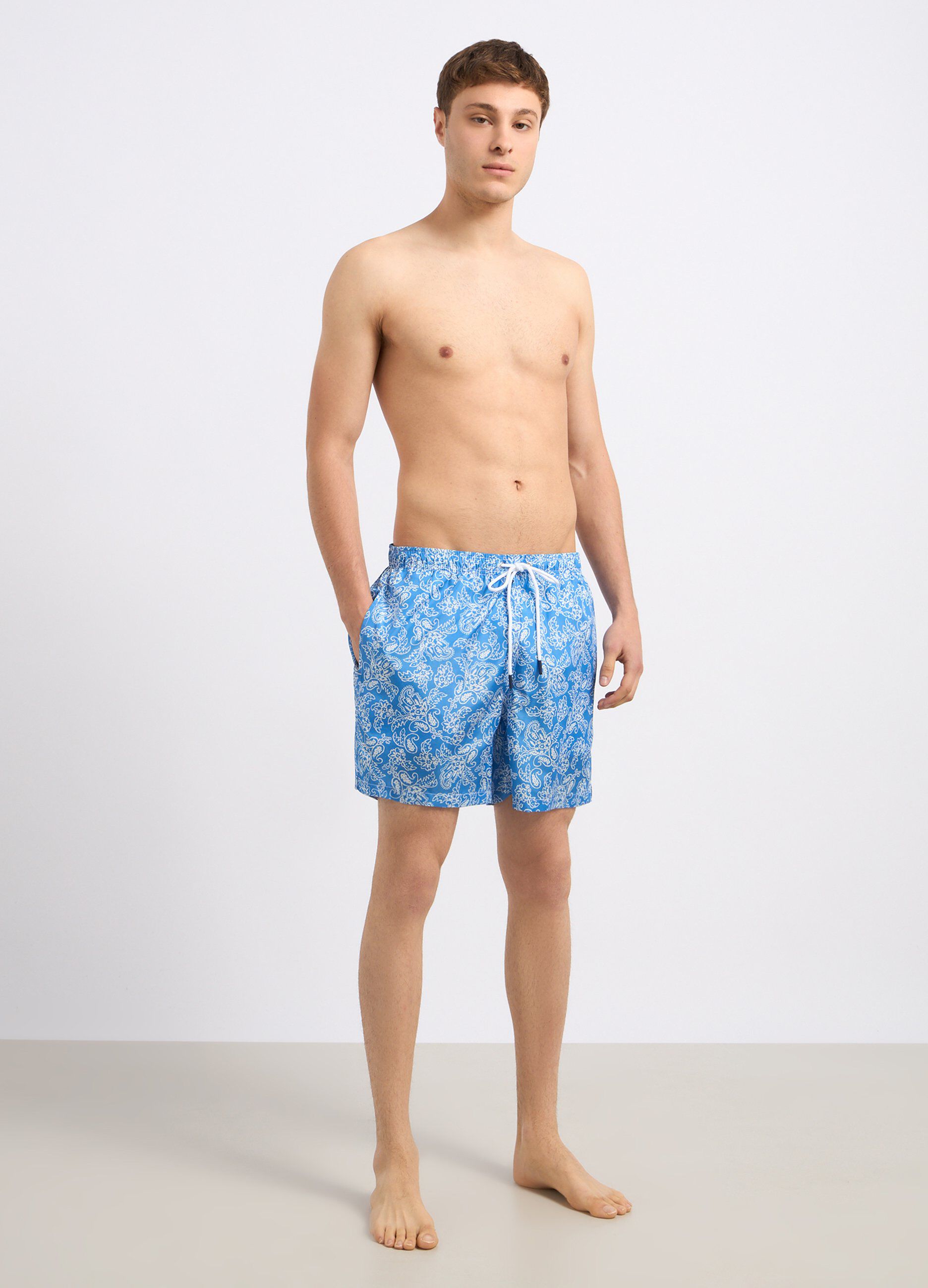 Costume shorts con stampa uomo_0